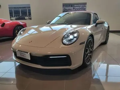 Usata Porsche 911 Targa 4S 450 CV (330 kW) 2023 Bianco Cabrio