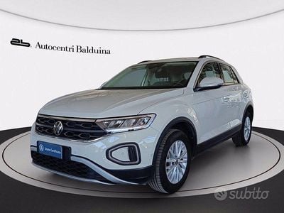 Usata VW T-Roc Life 150 CV (110 kW) 2022 Ascot grey SUV