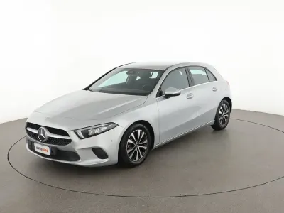 Usata Mercedes A180 Business 116 CV (85 kW) 2022 Argento Berlina