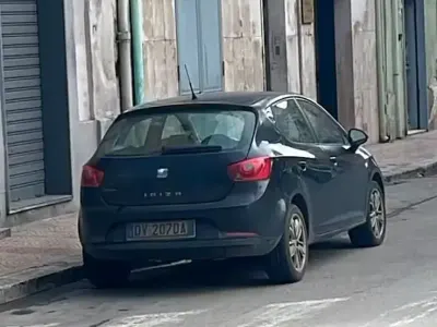 Usata Seat Ibiza 80 CV (58 kW) 2009 Nero Berlina