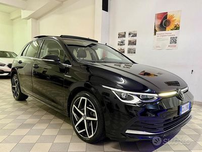 Usata VW Golf VII Style 150 CV (110 kW) 2021 Nero Utilitaria