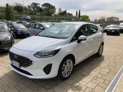 Usata Ford Fiesta Titanium 75 CV (55 kW) 2023 Bianco Utilitaria