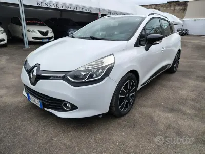 Usata Renault Clio 90 CV (66 kW) 2013 Bianco Station wagon
