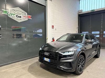 Usata Audi Q8 Sport 286 CV (210 kW) 2021 Grigio SUV