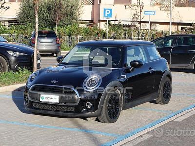 Usata Mini ONE 75 CV (55 kW) 2020 Nero Utilitaria