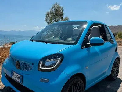 Usata Smart ForTwo Cabrio 2017 Bluazzurro Cabrio