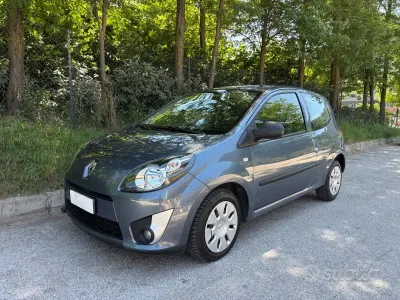 Usata Renault Twingo 58 CV (42 kW) 2009 Grigio Utilitaria