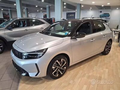 Usata Opel Corsa 101 CV (74 kW) 2025 Grigio Utilitaria