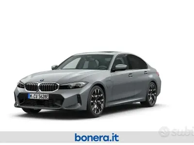 Nuova BMW 330 Comfort Edition 184 CV (135 kW) 2026 Grigio Berlina