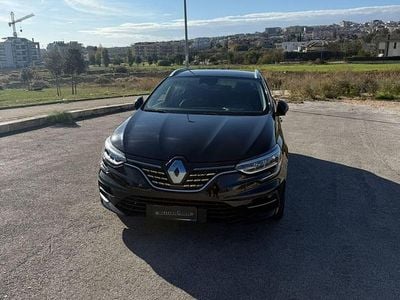 Usata Renault Mégane GrandTour Techno 116 CV (85 kW) 2023 Blu Station wagon