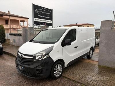Usata Opel Vivaro 119 CV (87 kW) 2017 Bianco Monovolume