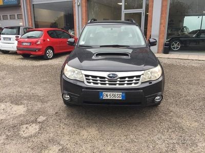 Usata Subaru Forester Comfort 146 CV (107 kW) 2012 Nero SUV