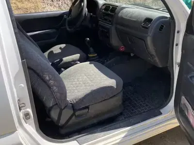 Usata Suzuki Jimny 80 CV (58 kW) 2002 Bianco SUV