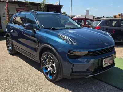 Usata Lynk & Co 01 179 CV (131 kW) 2022 Bi color SUV