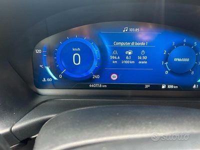 Usata Ford Puma 125 CV (91 kW) 2022 Grigio SUV