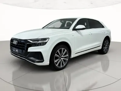 Usata Audi Q8 Comfort 231 CV (169 kW) 2023 Bianco carrara SUV