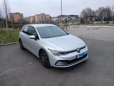 Usata VW Golf VIII Style 116 CV (85 kW) 2022 Berlina