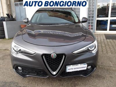 Usata Alfa Romeo Stelvio Executive 210 CV (154 kW) 2017 Giallo SUV