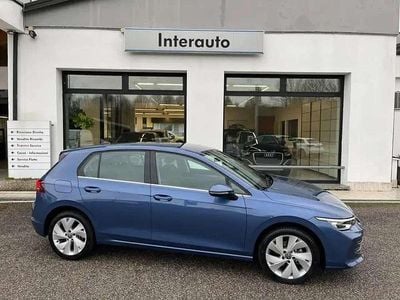Usata VW Golf VIII Style 150 CV (110 kW) 2025 Blu/azzurro Berlina