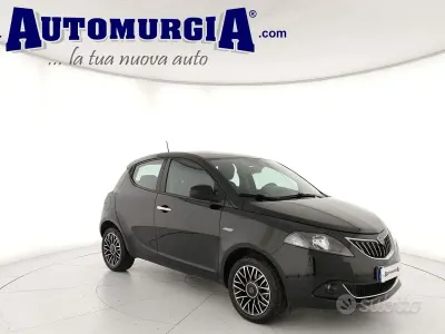 Usata Lancia Ypsilon 69 CV (50 kW) 2024 Nero Utilitaria