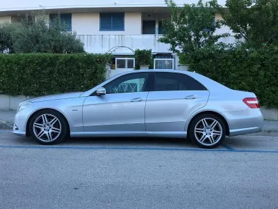 Usata Mercedes E250 Avantgarde 204 CV (150 kW) 2009 Berlina
