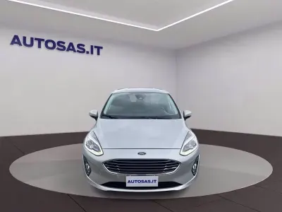 Gebraucht Ford Fiesta Titanium S 75 PS (55 kW) 2021 Grau Van / Kleinbus