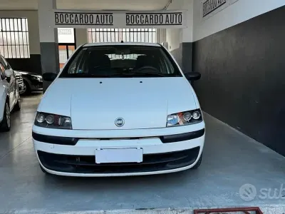 Brugt Fiat Punto 80 HK (58 kW) 2002 Hvid Hatchback