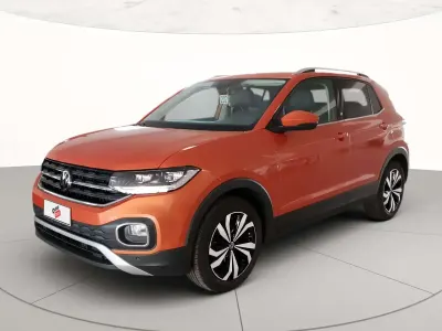 Usata VW T-Cross Advance 110 CV (80 kW) 2023 Energetic orange metallizzato SUV