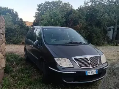 Usata Lancia Phedra