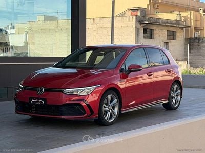 Usata VW Golf VIII R-line 150 CV (110 kW) 2021 Rosso Berlina