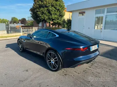 Usata Jaguar F-Type 300 CV (220 kW) 2020 Blu Coupé