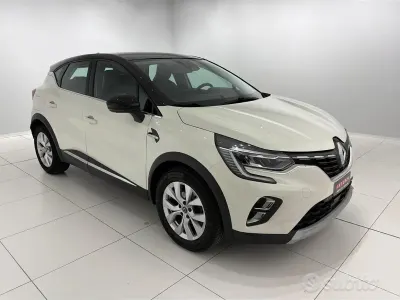 Usata Renault Captur Business 101 CV (74 kW) 2020 Bianco SUV