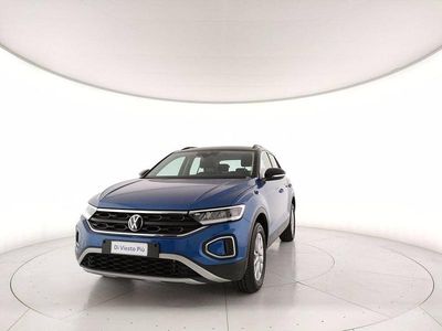 Usata VW T-Roc Life 110 CV (80 kW) 2023 Bleu SUV