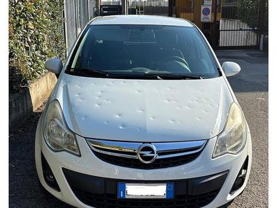Usata Opel Corsa 2013 Bianco Utilitaria