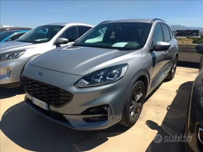 Usata Ford Kuga ST-Line 120 CV (88 kW) 2022 Grigio SUV