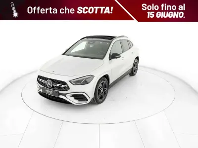 Usata Mercedes GLA200 AMG Line Premium Plus 150 CV (110 kW) 2024 Argento SUV