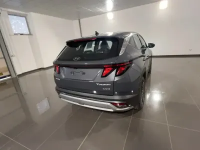 Nuova Hyundai Tucson 136 CV (100 kW) 2026 Ecotronic gray SUV