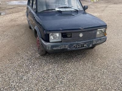 Käytetty Fiat 127 50 HP (36 kW) 1983 Sininen Viistoperä