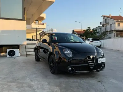 Usata Alfa Romeo MiTo Distinctive 85 CV (62 kW) 2014 Nero Utilitaria