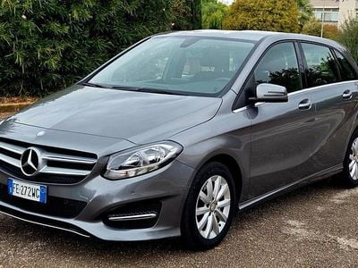 Usata Mercedes B160 Executive 89 CV (65 kW) 2016 Grigio Monovolume