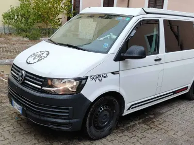 Usata VW California California 102 CV (75 kW) 2018 Bianco Furgone