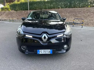 Usata Renault Clio IV Intens 75 CV (55 kW) 2016 Nero Berlina