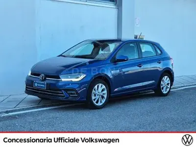 Usata VW Polo Style 95 CV (69 kW) 2025 Azzurro Utilitaria