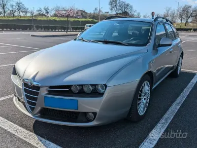 Usata Alfa Romeo 159 150 CV (110 kW) 2007 Grigio Station wagon