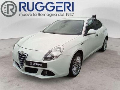 Usata Alfa Romeo Giulietta Distinctive 77 CV (56 kW) 2013 Bianco Utilitaria