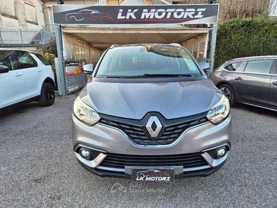 Usata Renault Grand Scénic IV Business 110 CV (80 kW) 2018 Grigio Monovolume