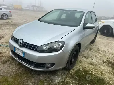 Usata VW Golf VI Comfortline 140 CV (102 kW) 2009 Grigio Utilitaria