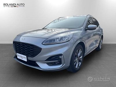 Usata Ford Kuga ST-Line 190 CV (139 kW) 2023 Grigio SUV