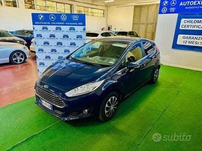 Usata Ford Fiesta Titanium 95 CV (69 kW) 2016 Blu Berlina