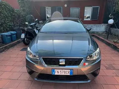 Usata Seat Ibiza 75 CV (55 kW) 2018 Grigio Utilitaria